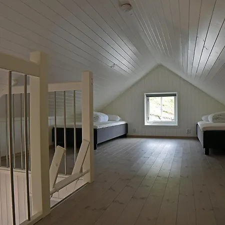 Arctic Lofoten رامبيرغ