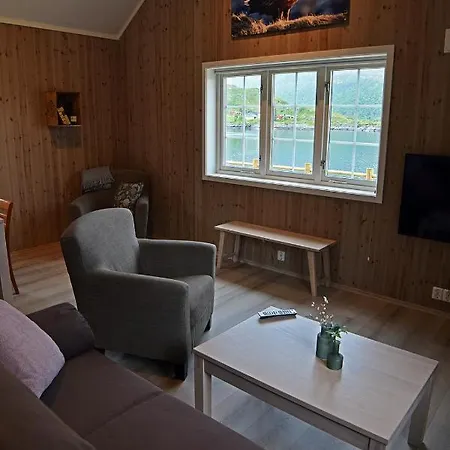 Arctic Lofoten شاليه رامبيرغ
